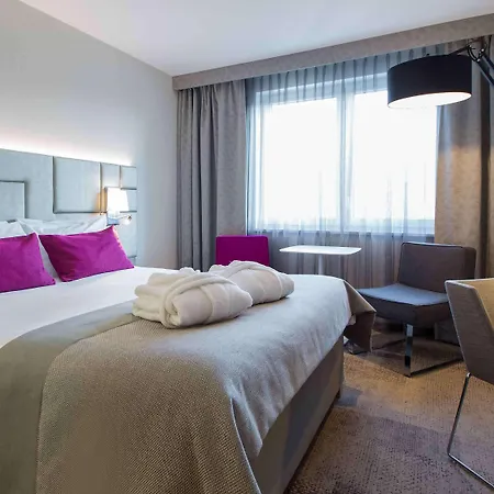 Ξενοδοχείο Mercure Stare 4*