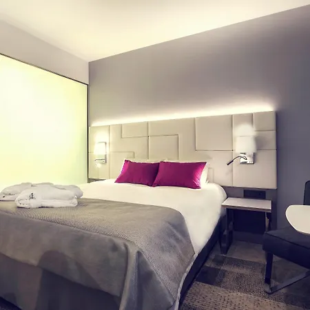 Mercure Stare מלון 4*